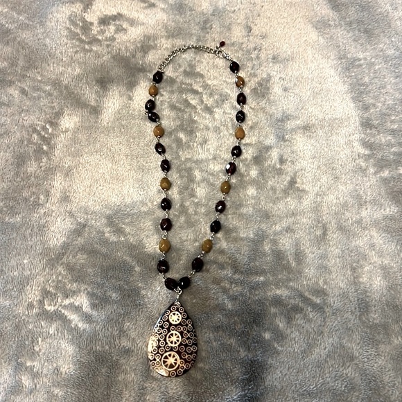 Necklace beaded with wooden tear drop - Picture 1 of 1